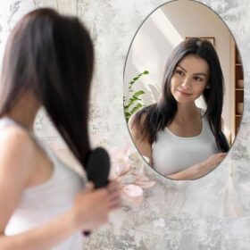 Oval Shape Bathrooom Mirror Sticker (Pack -02)